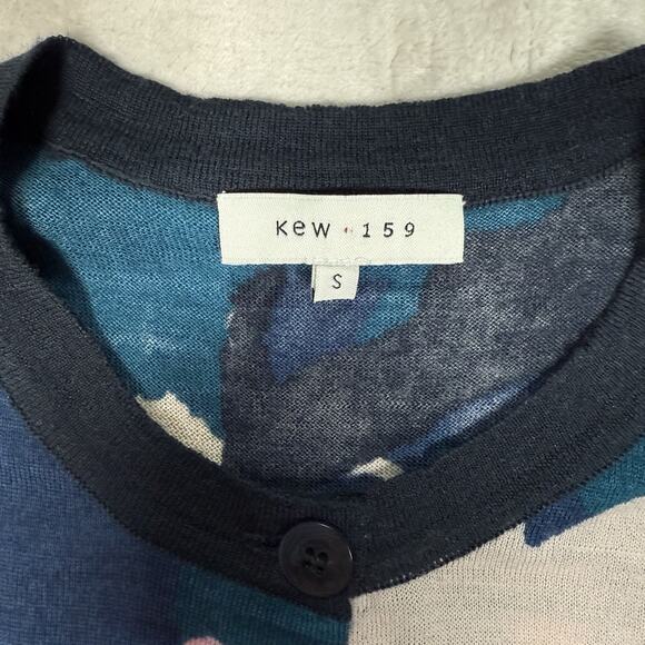 KEW 159 Cardigan Wool Knit Sweater Button Front Navy Floral Women’s Size Small - Picture 2 of 6